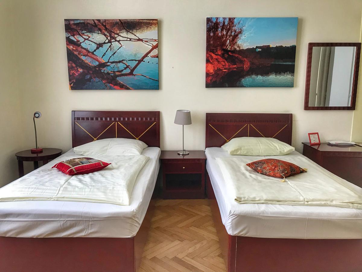 וינה Hotel Pension Museum מראה חיצוני תמונה