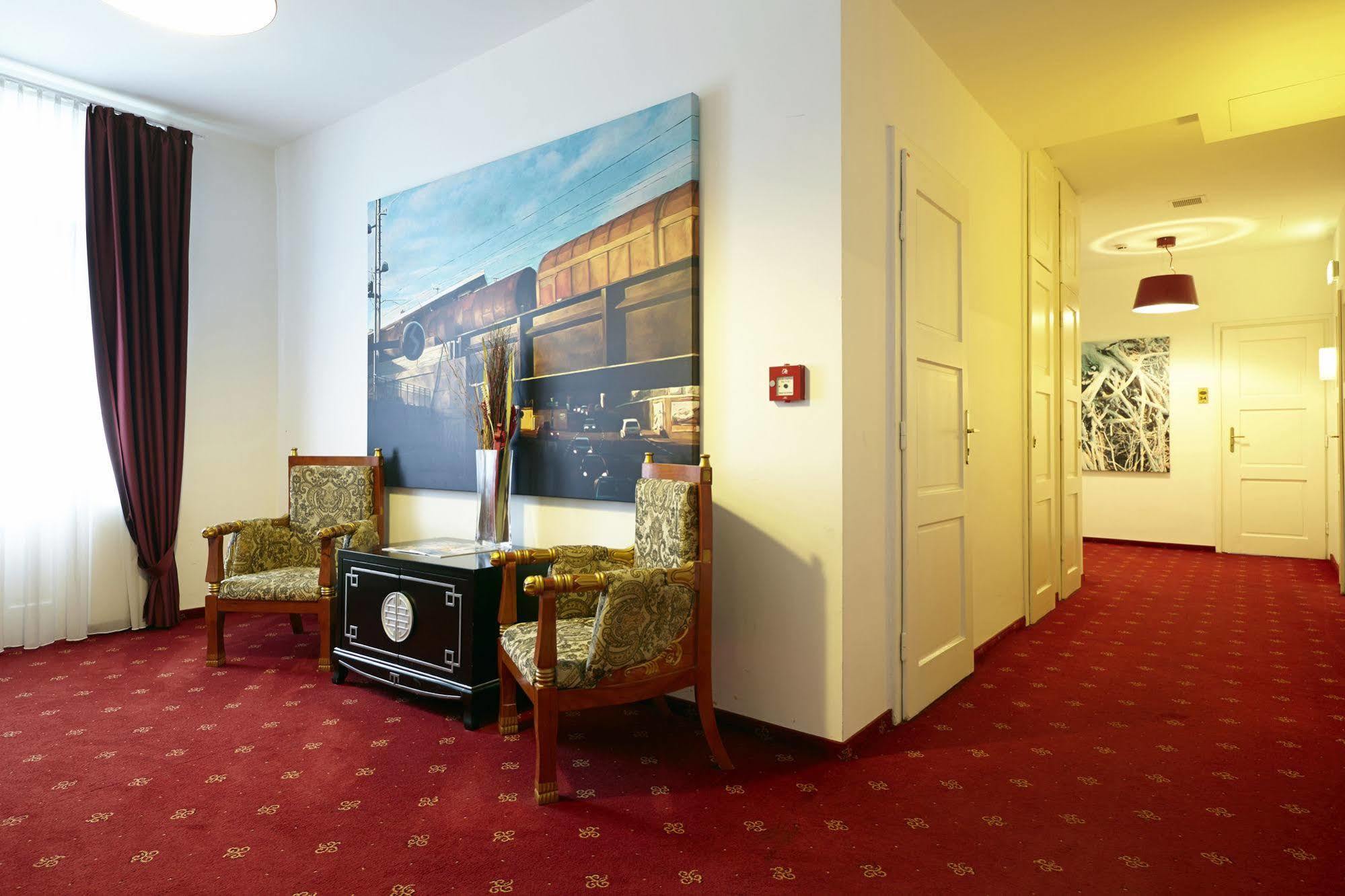 וינה Hotel Pension Museum מראה חיצוני תמונה